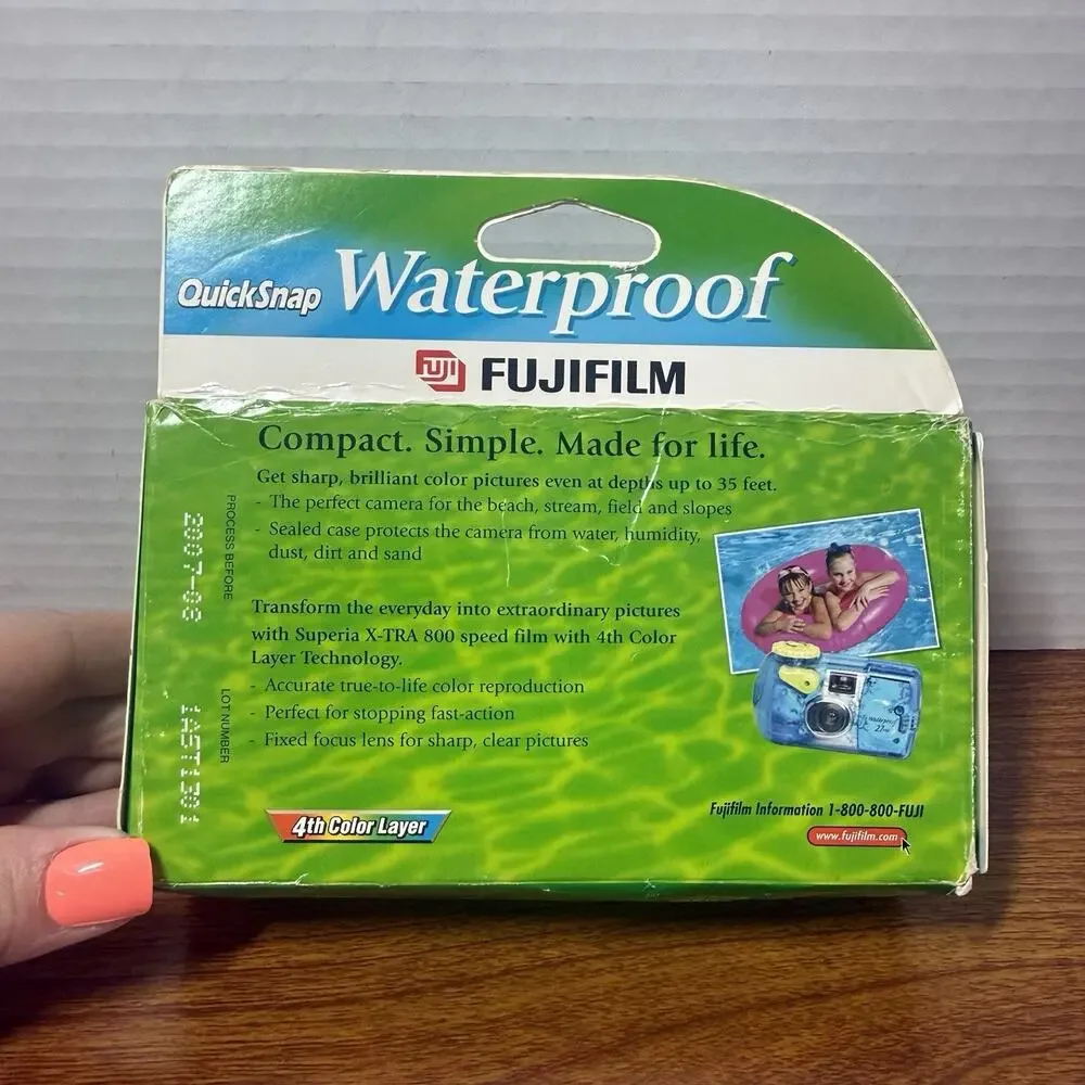 Fujifilm QuickSnap Waterproof 800 35mm Disposable Camera New